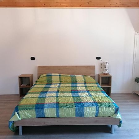 Agriturismo Bio Apipoli Lucino Exteriér fotografie