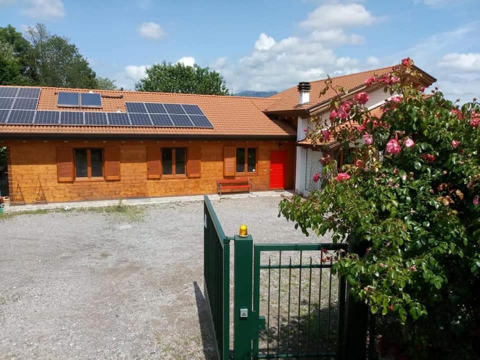 Agriturismo Bio Apipoli Lucino Exteriér fotografie