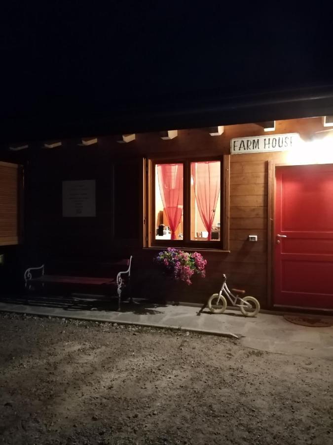 Agriturismo Bio Apipoli Lucino Exteriér fotografie